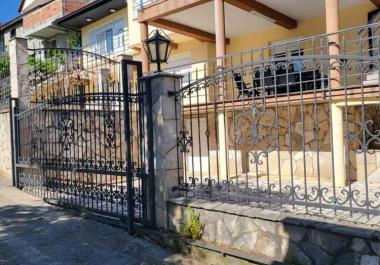 מיני-מלון מוכן עם 4 דירות באוטג ה, דוברה וודה