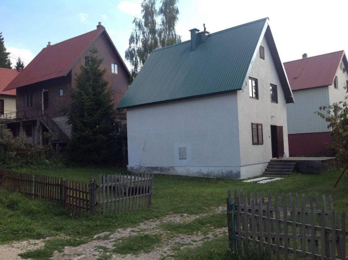 חצי בית ב 56 מ 2 עם שלושה חדרי שינה למכירה